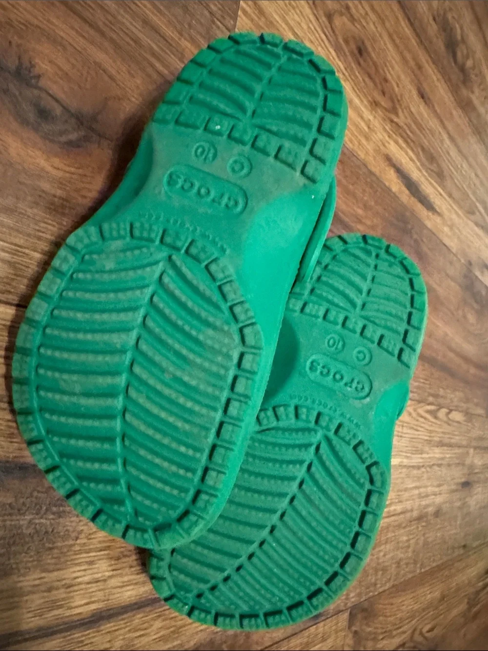 CROCS Kids Bright Green Classic Clog Sandals